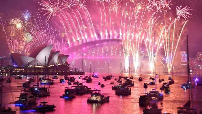 https _cdn.cnn.com_cnnnext_dam_assets_191229094719-sydney-nye-fireworks-2019