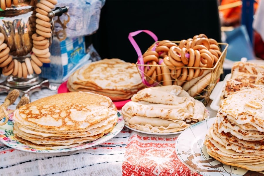 Maslenitsa-festival-Russia-min